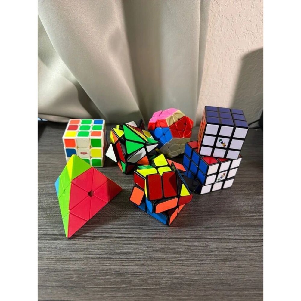 Lot of 7 puzzles Rubix Cubes Duncan Pyraminx Brain Teasers Kids toy